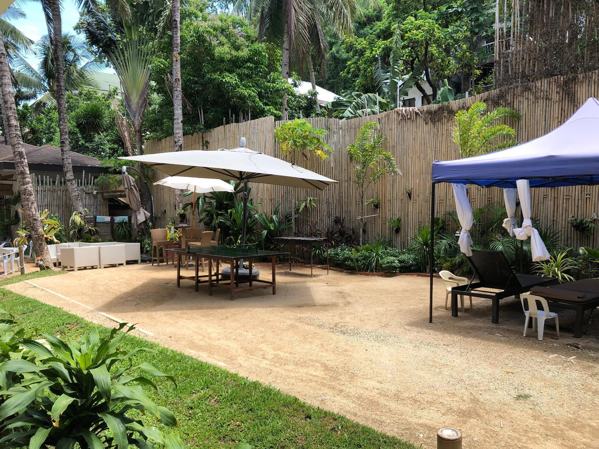 Microtel By Wyndham Boracay Resort 3*