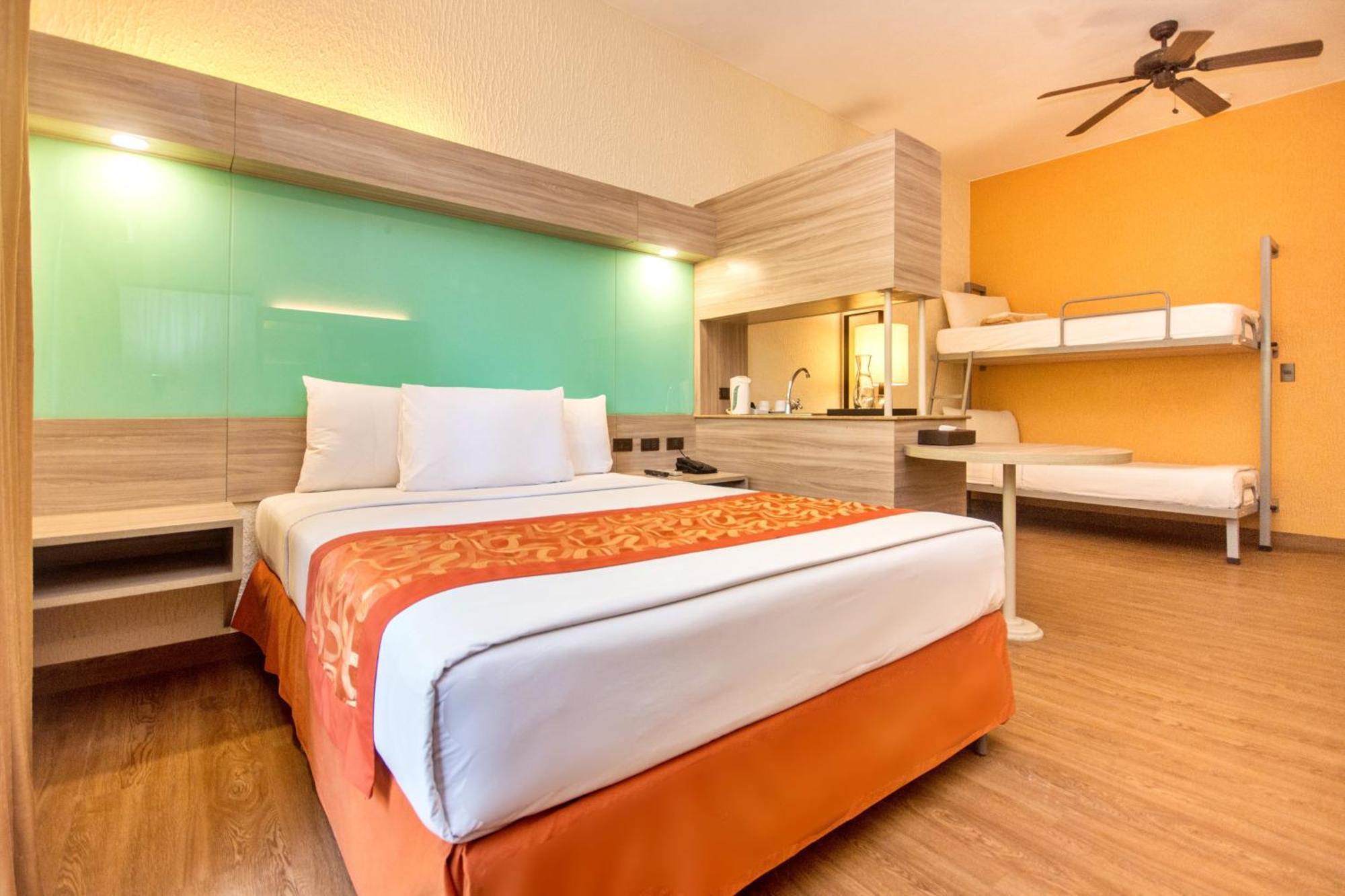 Microtel By Wyndham Boracay Resort 3*